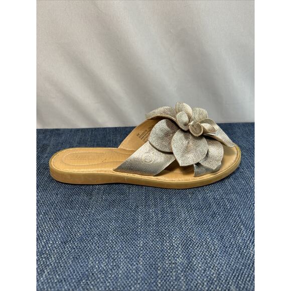 BOC Born Womens 6 Kaisa Flower Leather Slide Sandal Metallic Champagne - Picture 3 of 14